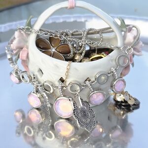 Elegant Silver and Pink Pendant Necklace